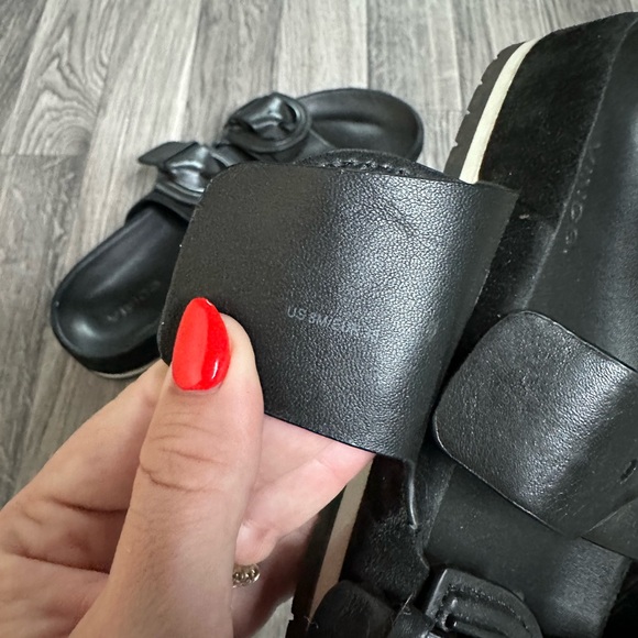 Vince Glyn Leather Sandal Black 8 - Picture 3 of 6